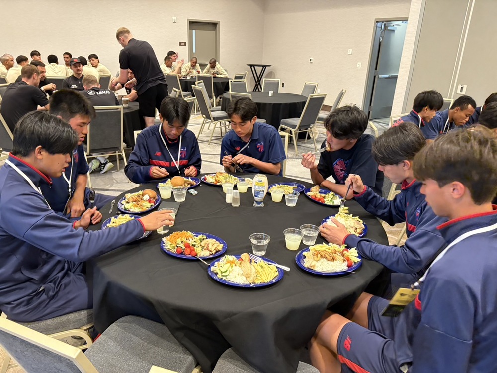 U-18] Day 4 of the America Expedition | News | FC Tokyo